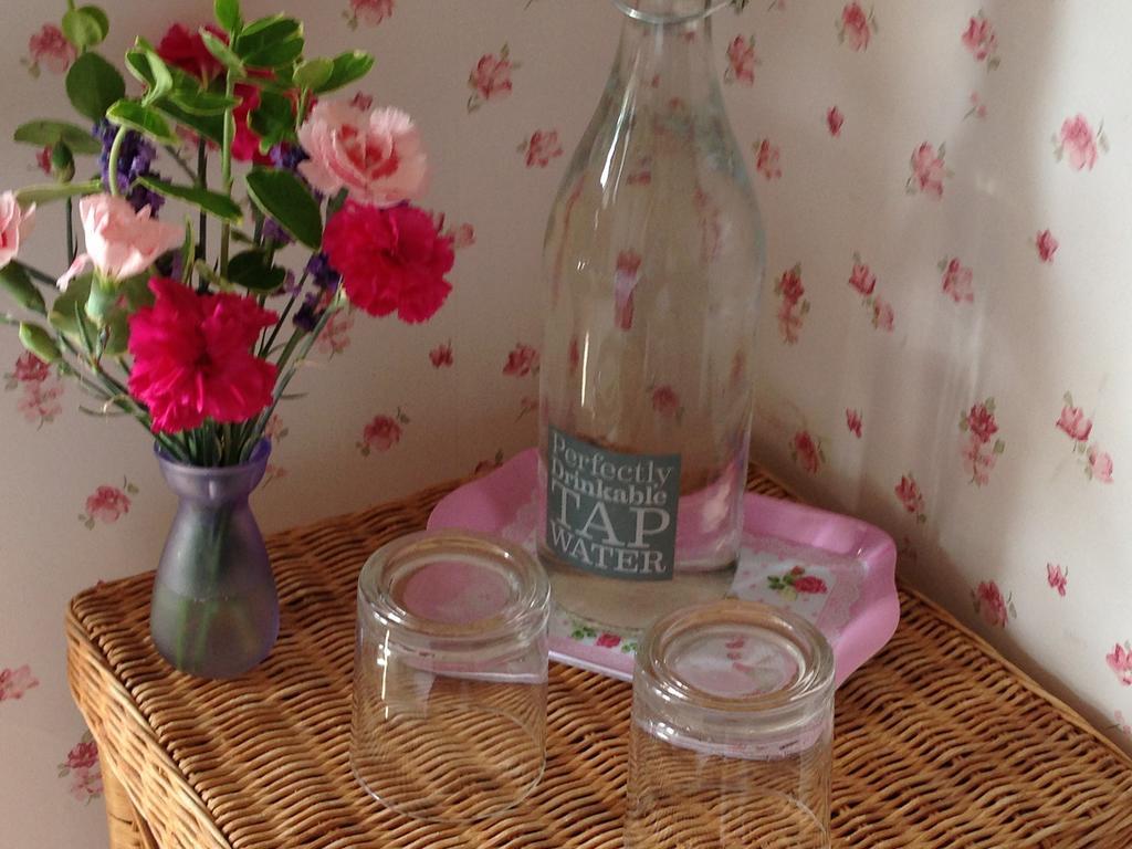 The Corner House Bed and Breakfast Rye Værelse billede